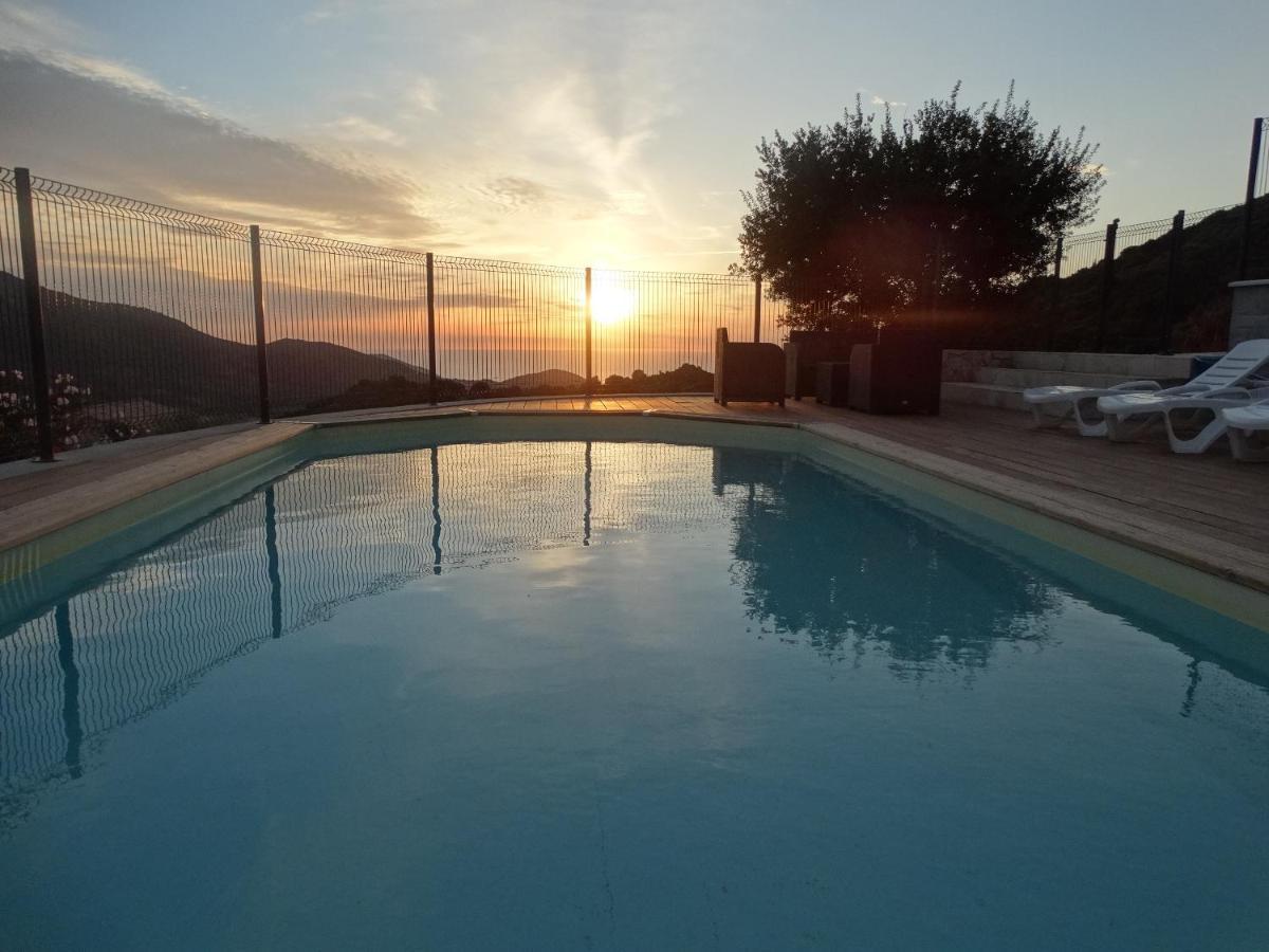 Gîtes Sassone Alata Esterno foto